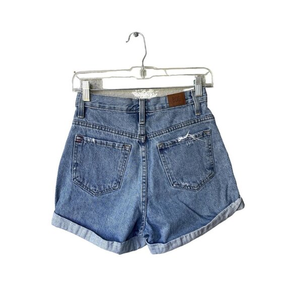 BDG Urban Outfitters Mom High-Rise Size 25 Light Wash Roll Cuffed Jean Short - Picture 2 of 5